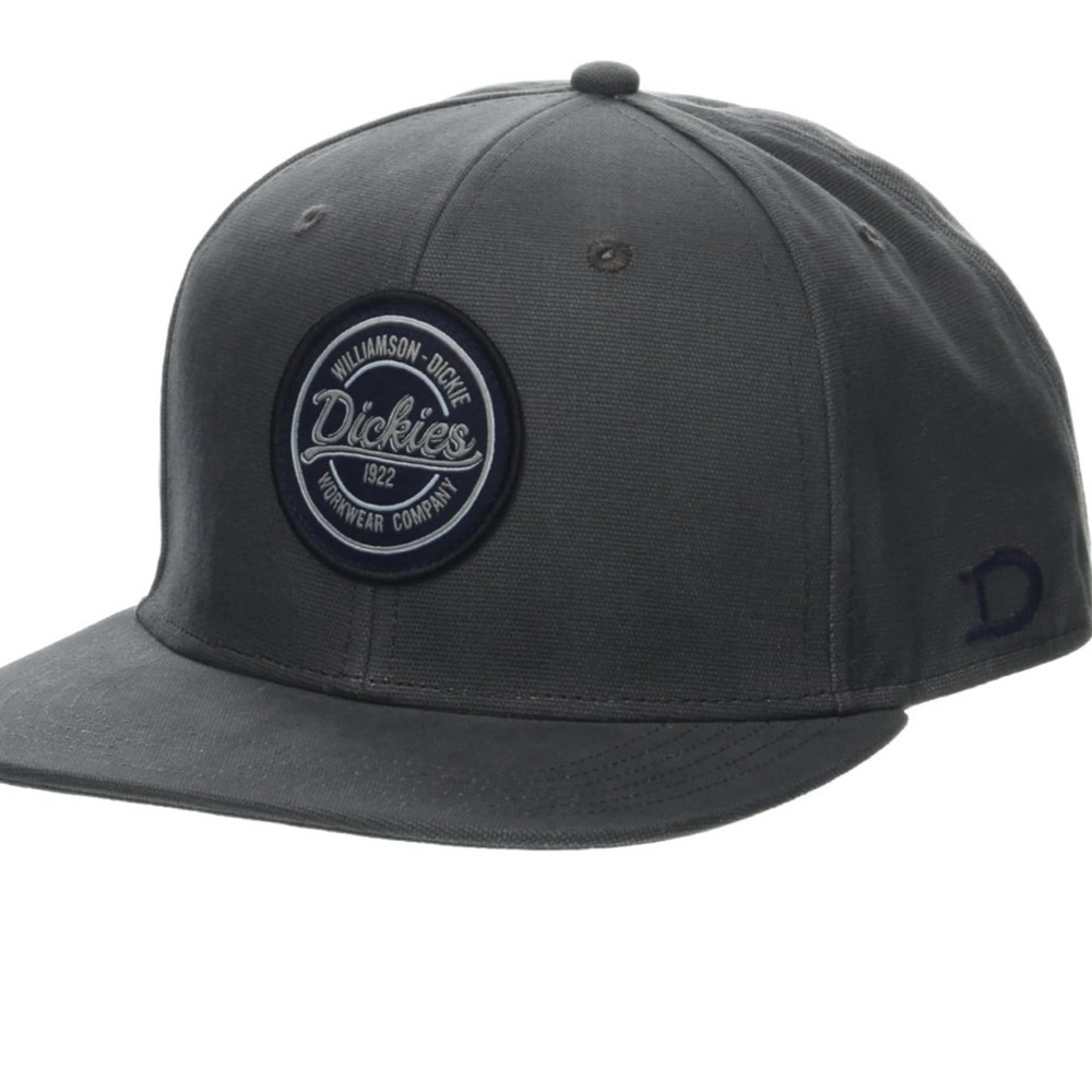 Dickies Gray Snapback flat brim hat.